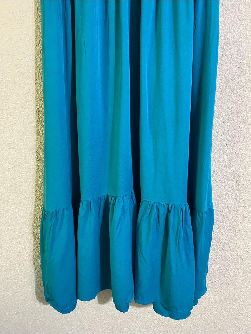 Turquoise Ruched Bodice with Ruffle Hem Midi Dress Size L - Picture 3 of 10